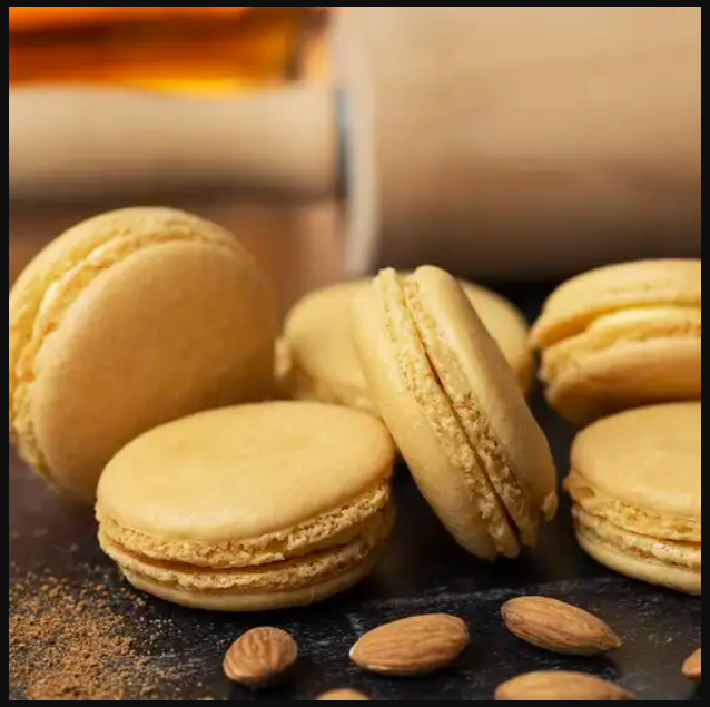 almond macaron